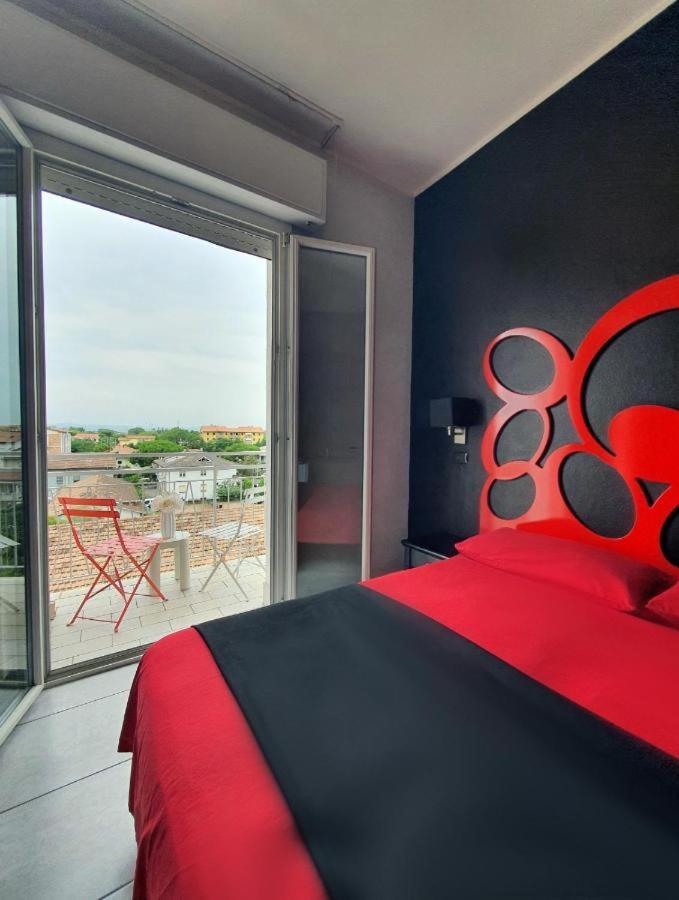 Coelho Boutique Hotel Гаттео-а-Маре Экстерьер фото